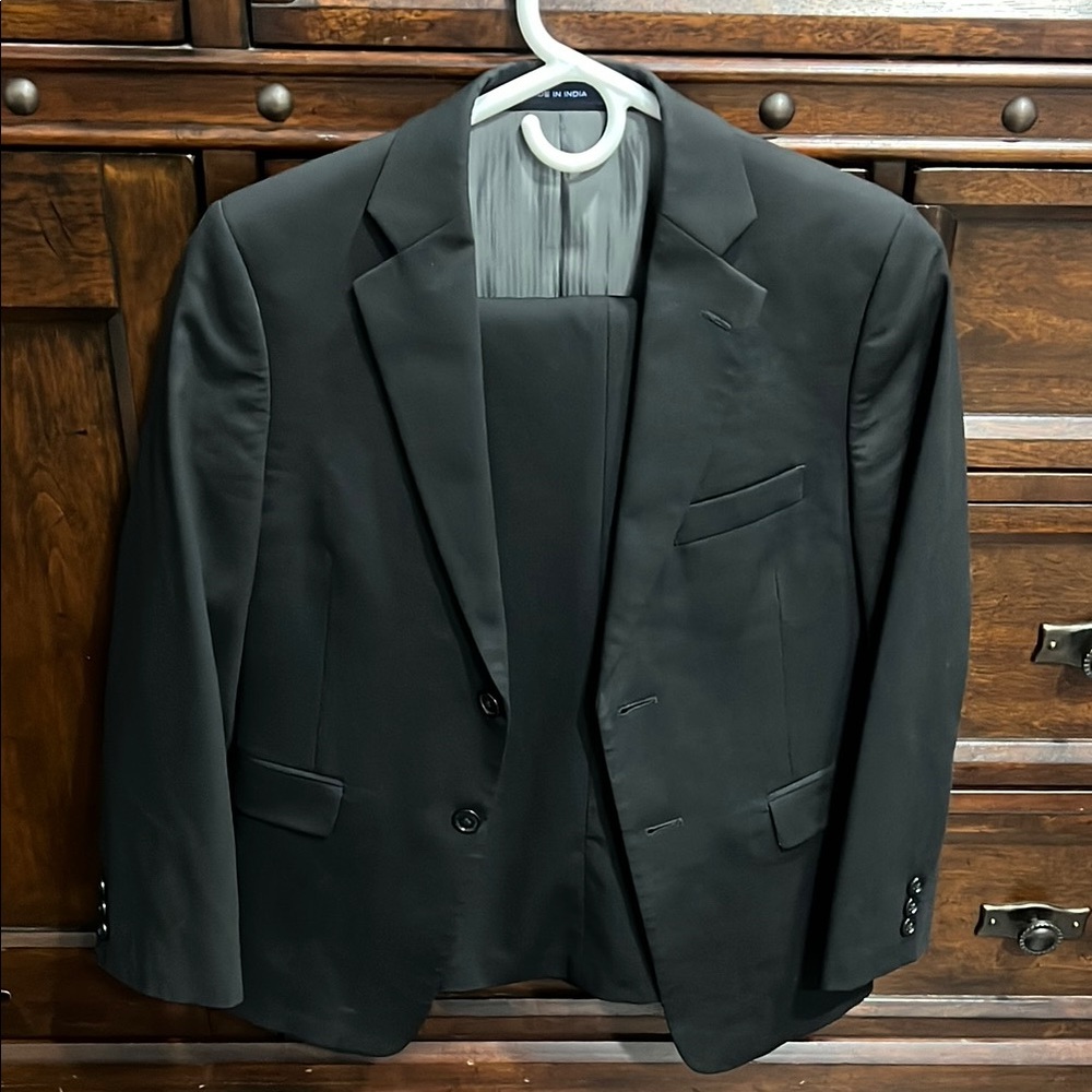 Joseph Abboud Black Wool Blend Suit